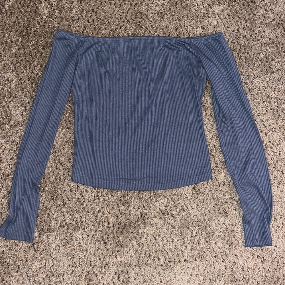 Mossimo off the shoulder long sleeve top
